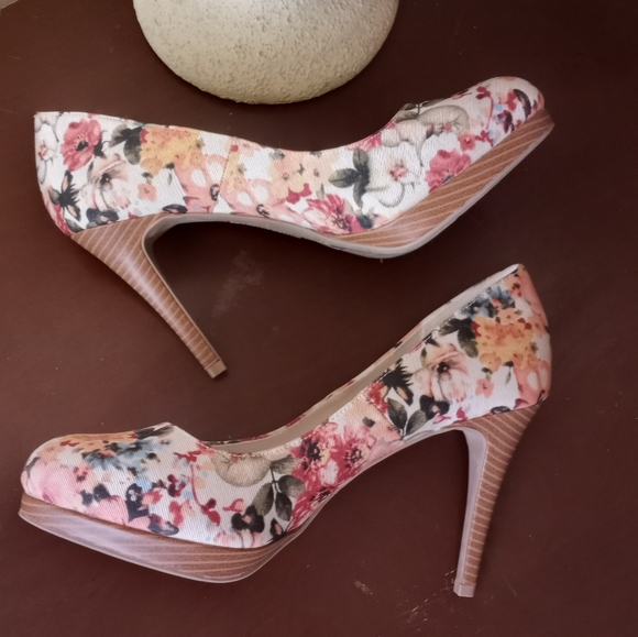 Christian Siriano Shoes - Christian Siriano high heels